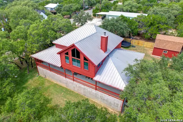 138 Canyon Crk, Canyon Lake, TX 78133