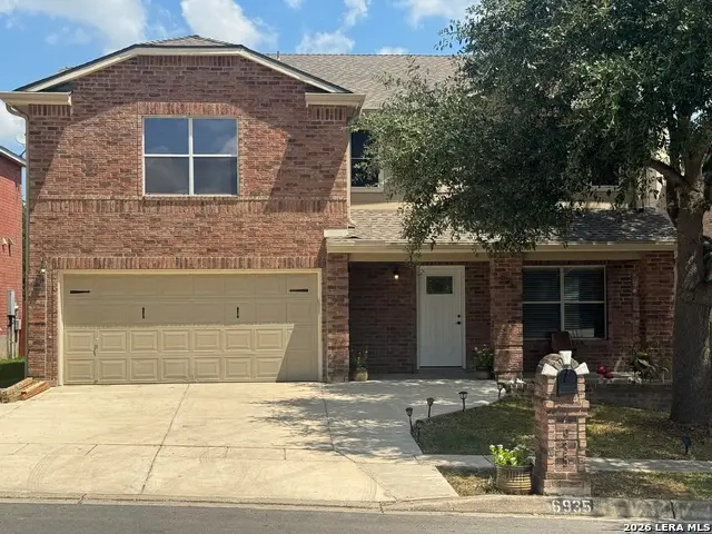 6935 Elmwood Crst, Live Oak, TX 78233 - #1