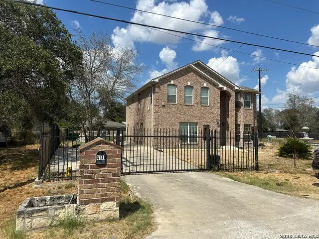 4131 Waterwood Pass Dr, Elmendorf, TX 78112 - #2
