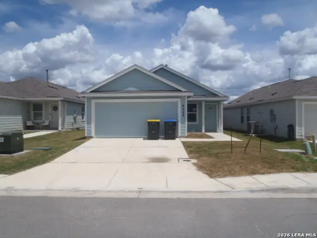 9229 Luciano Pl, Seguin, TX 78155 - #2