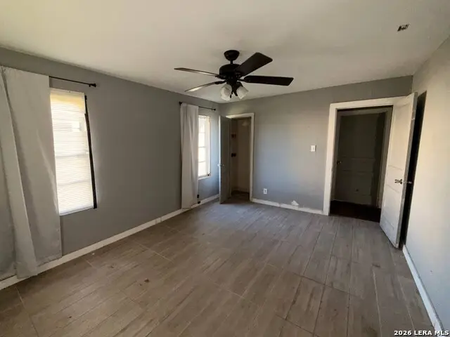 1101 1st Ave N, Texas City, TX 77590 - #2