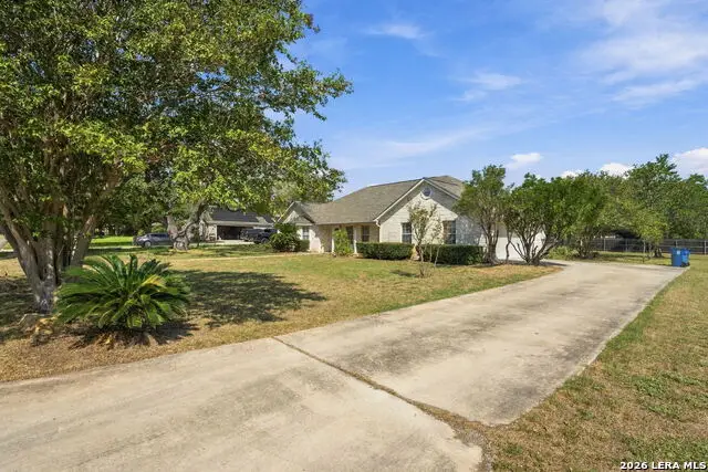 1630 Parkview, Pleasanton, TX 78064 - #3
