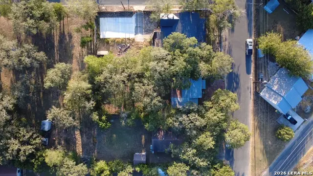 705 E Theissen St, Boerne, TX 78006 - #3