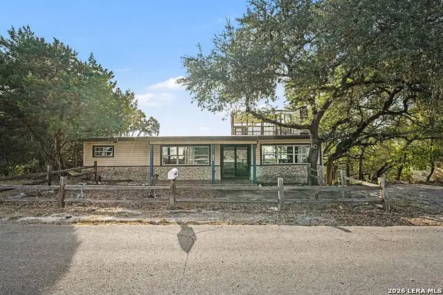 820 Hill Top Dr, Canyon Lake, TX 78133 - #1