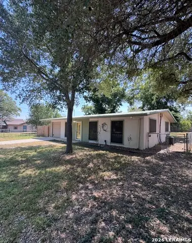 104 Boeck, La Vernia, TX 78121 - #2