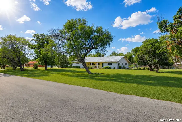 6811 Country View Ln, San Antonio, TX 78240 - #3