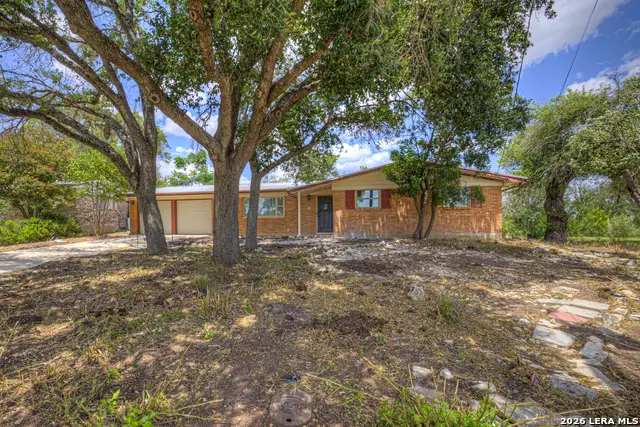 129 Young, Universal City, TX 78148 - #2