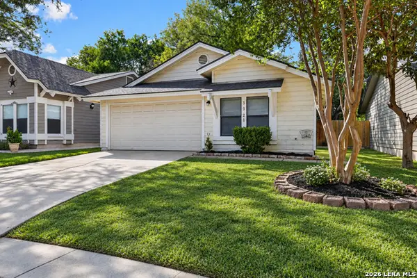 3928 Chimney Springs Dr, San Antonio, TX 78247