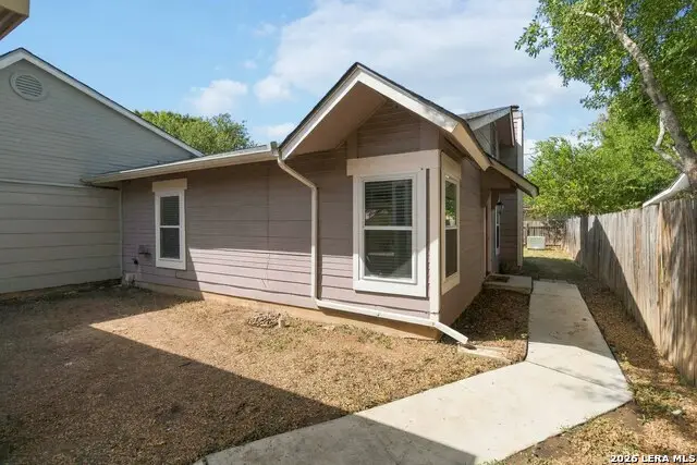 6823 Mountain Spring St, San Antonio, TX 78249 - #2