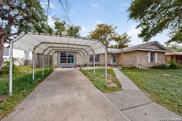 5215 Village Row, San Antonio, TX 78218