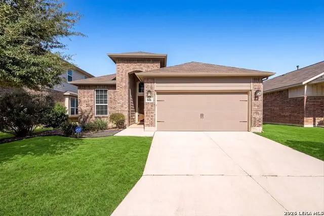 7935 Headwaters Trl, San Antonio, TX 78254 - #1