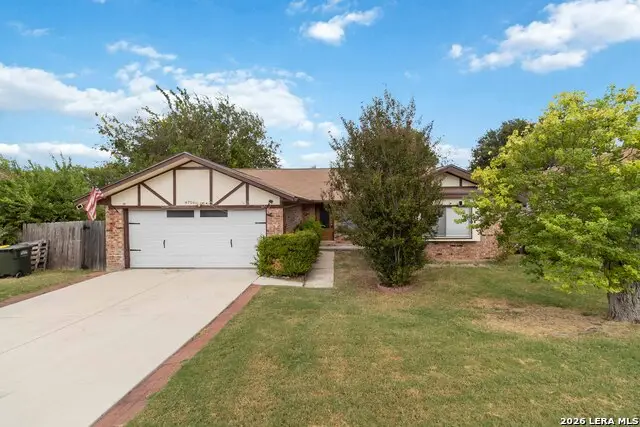4706 Wedgewood Dr, Schertz, TX 78108 - #1