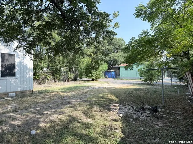 2721 W Cesar E Chavez Blvd, San Antonio, TX 78207 - #3