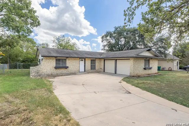106 Woodview Dr, Live Oak, TX 78233 - #1