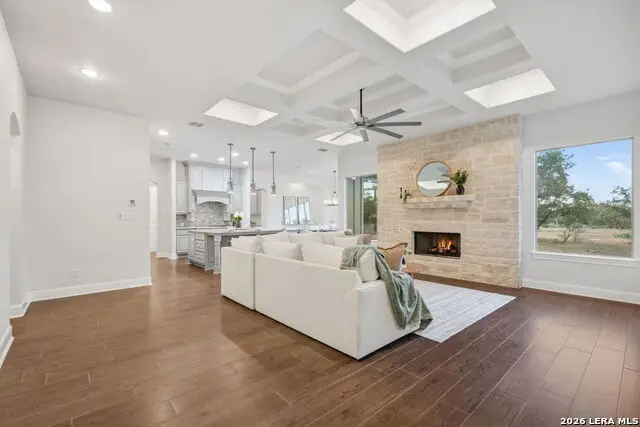 112 Rolling View Dr, Boerne, TX 78006 - #2