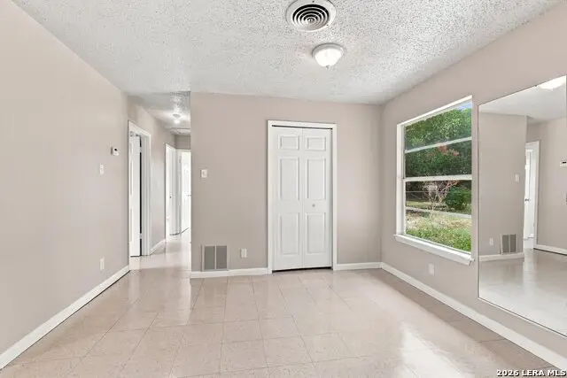1807 Harness Ln, San Antonio, TX 78227 - #3
