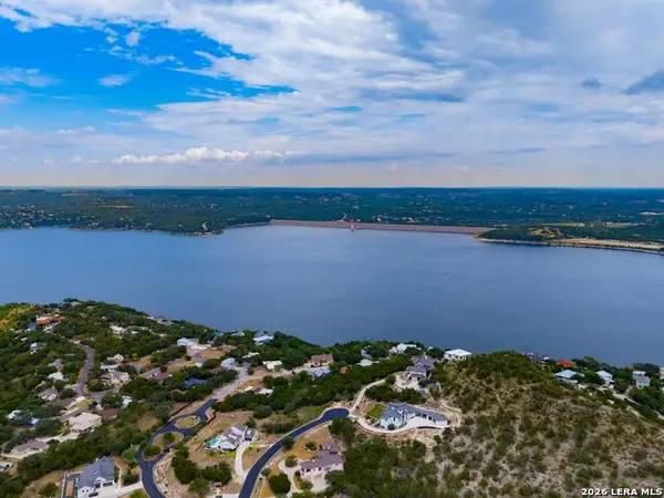 1015 Thunderbolt Rd, Canyon Lake, TX 78133