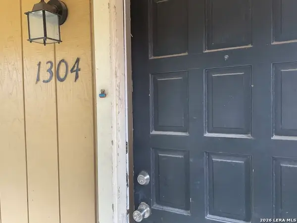923 NW Vance Jackson #1304, San Antonio, TX 78201