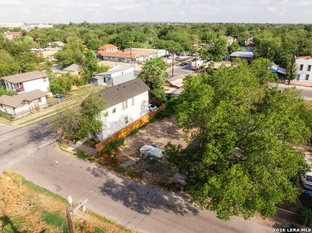 825 Montezuma St, San Antonio, TX 78207 - #3