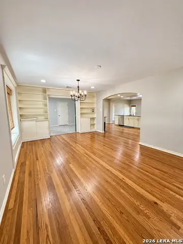 227 Larchmont Dr, San Antonio, TX 78209 - #2