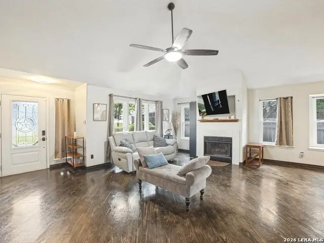 11611 Dundalk, San Antonio, TX 78251 - #3