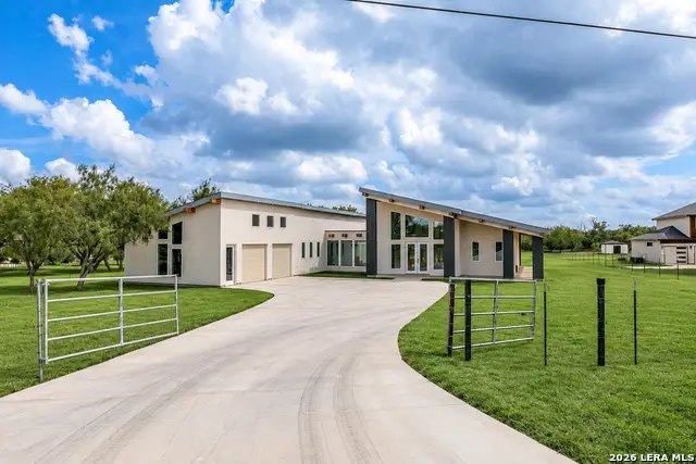 21660 Senior Rd #2, Von Ormy, TX 78073 - #3