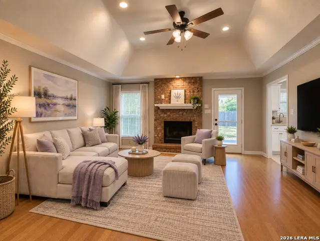 909 Queens Dr, New Braunfels, TX 78130 - #2