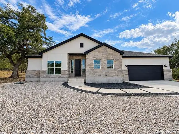 111 S Jesse Stiff, Blanco, TX 78606