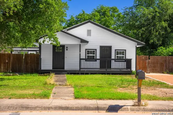 512 Guadalupe St, Kerrville, TX 78028