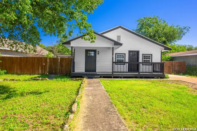 512 Guadalupe St, Kerrville, TX 78028 - #3