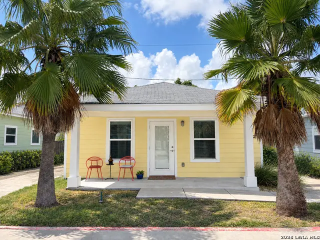 137 Oasis Cir, Rockport, TX 78382 - #1