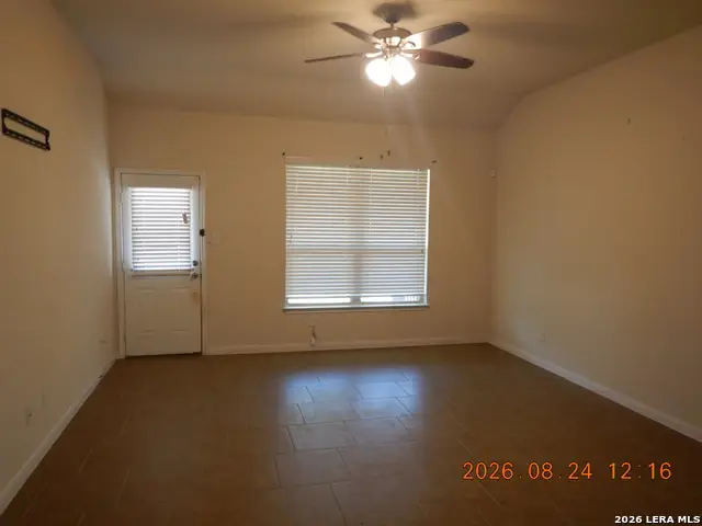 6031 Snorkel Square, Converse, TX 78109 - #3