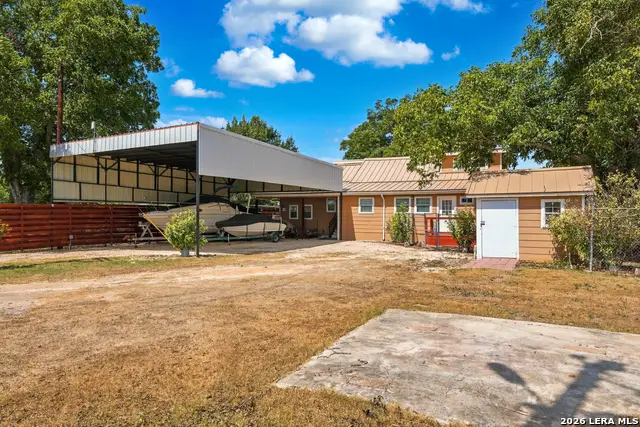 235 Burroughs, Seguin, TX 78155 - #3