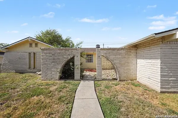 5002 Sierra Madre, San Antonio, TX 78233