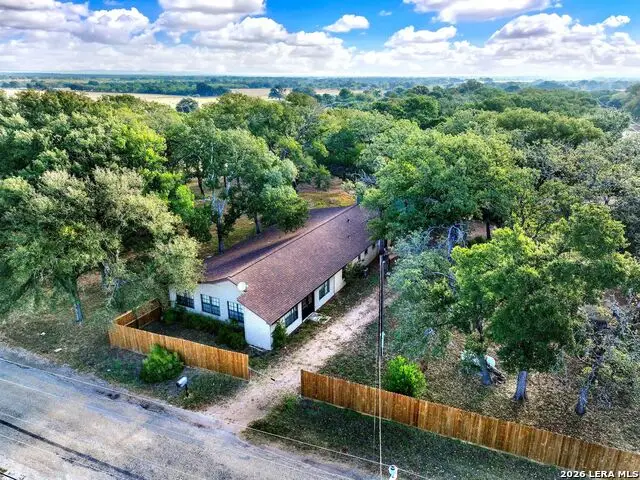 39 Chaparral Dr Off E Us Hwy 290, Fredericksburg, TX 78624 - #2