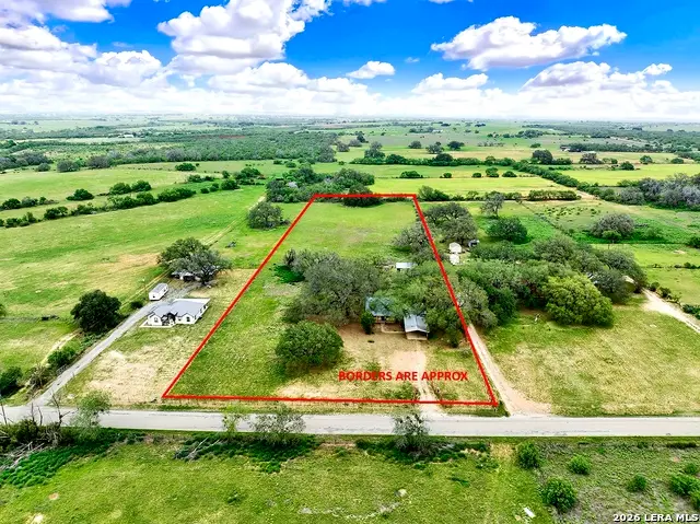 360 Horton Rd, Poteet, TX 78065 - #1