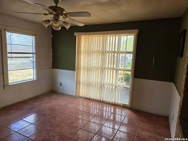 10 Karen Ln, Poteet, TX 78065 - #3