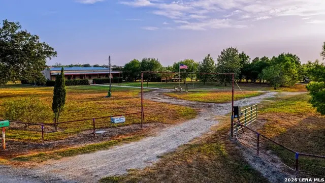 331 County Road 423, Stockdale, TX 78160 - #1