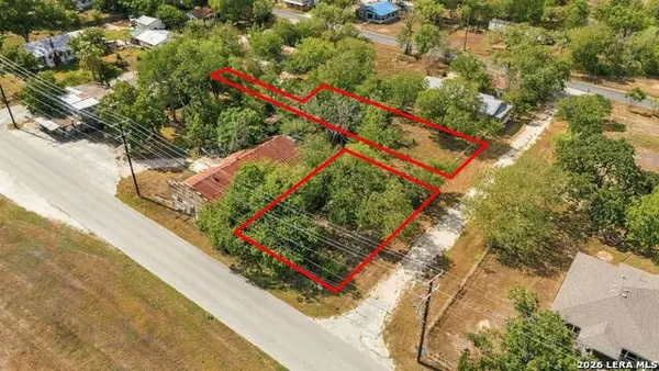 17109 Old Corpus Christi Rd, Elmendorf, TX 78112