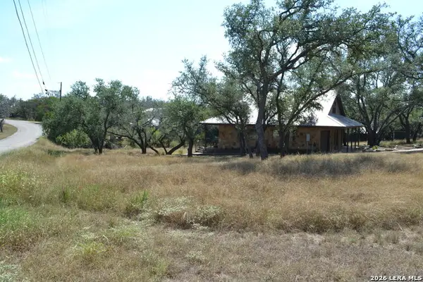 LOT 305 Rolling Hills Dr, SPICEWOOD, TX 78669