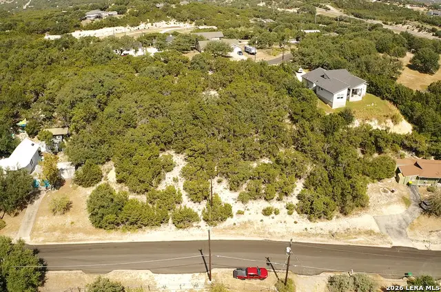 280 Scenic Hills Dr, Canyon Lake, TX 78133 - #2