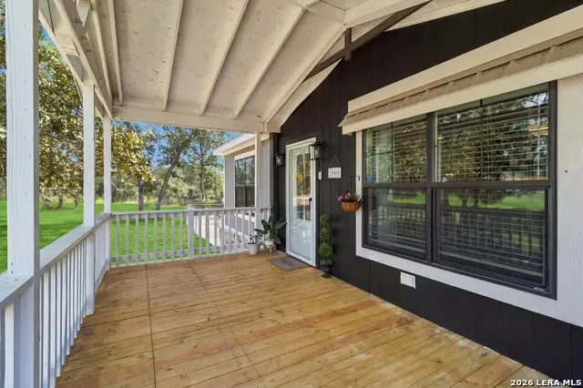 152 Syrah St, La Vernia, TX 78121 - #2