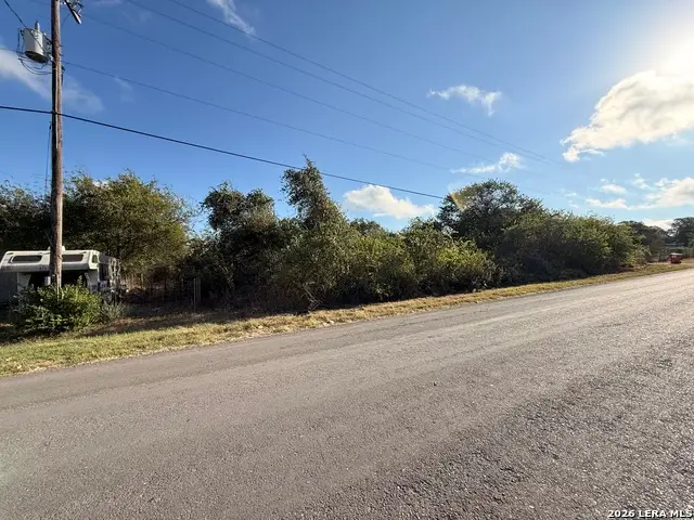 241 County Road 6852, Lytle, TX 78052 - #3