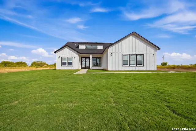 553 County Road 422, Stockdale, TX 78160 - #1