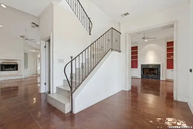 211 Viesca St, San Antonio, TX 78209 - #2
