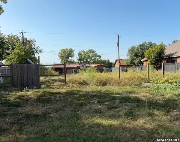 7407 Linkview St, San Antonio, TX 78240