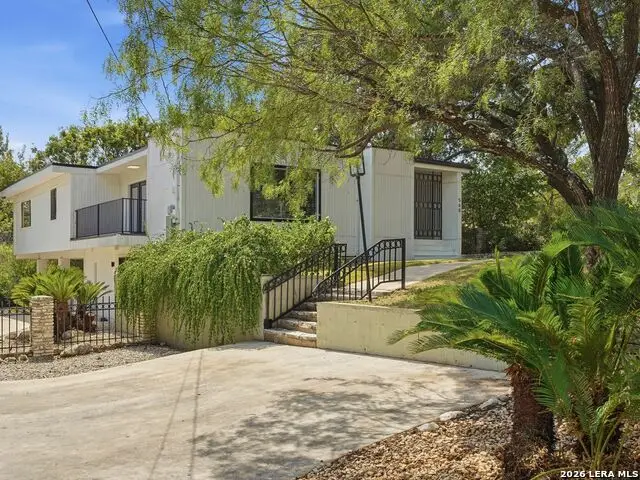 568 W Quill Drive, San Antonio, TX 78228 - #2