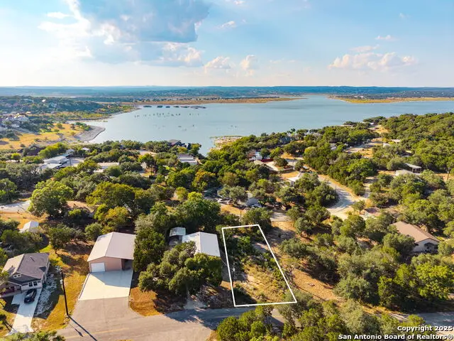 617 Canyon Edge, Canyon Lake, TX 78133 - #2