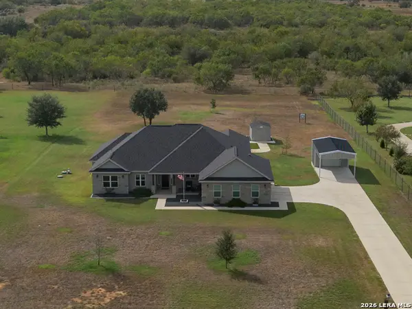 2741 County Road 357, La Vernia, TX 78121