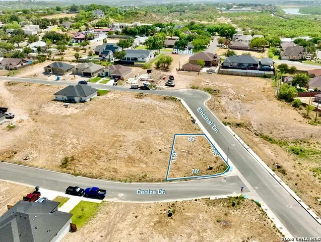 802 Ceniza Dr, Eagle Pass, TX 78852 - #1